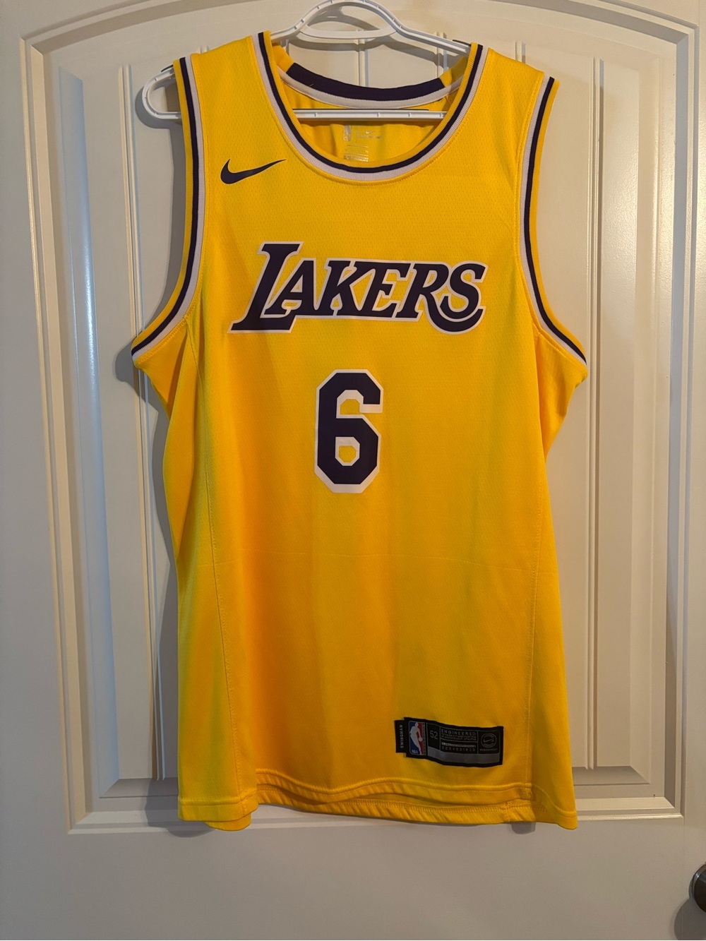 Lakers LeBron James Jersey #6